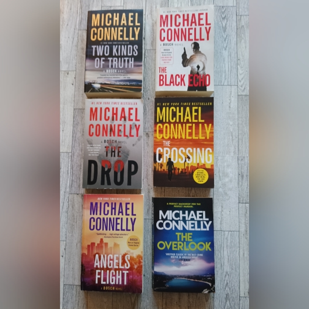 Michael Connelly Lot of 6  Large 8"x5" Paperback Books (EPC)